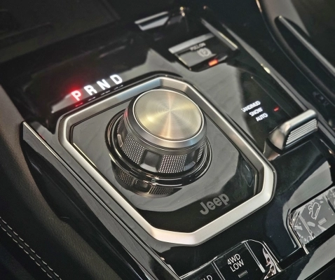 imagem-https://www.socarrao.com.br/sc-vehicle-images-prod/4308004/1791463126286-OpZEZcinPdLkzTjMgGRT5O1a3KpcmX8N.jpg