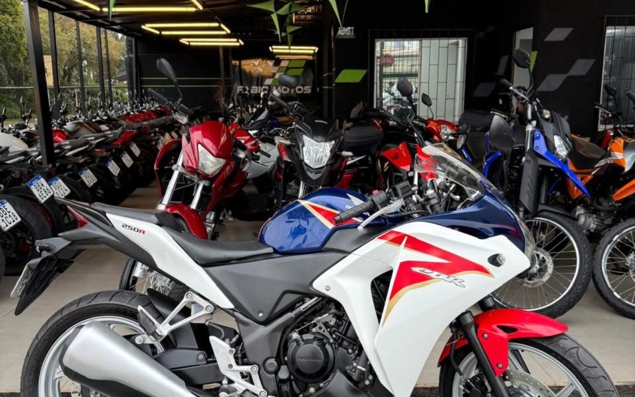 imagem-https://www.socarrao.com.br/sc-vehicle-images-prod/4308013/1791463304517-ODI5OTQxMTU1XzE4MTI2ODIxMjUxODQyMjQ4XzU4MDQ3ODU0ODE1NjkwNjUwODRfbi5qcGc.jpg