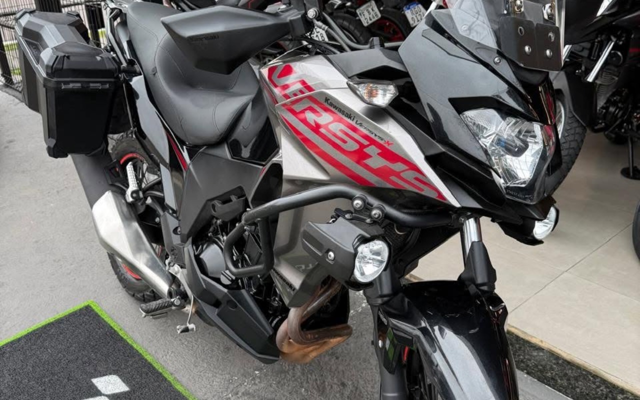 imagem-https://www.socarrao.com.br/sc-vehicle-images-prod/4308106/1791464082470-ODMwNjk1OTc5XzE4MTI2OTI1NDc0ODQyMjQ4XzkwMTU1NTQ4NjI0MDE5NTk5NTlfbi5qcGc.jpg