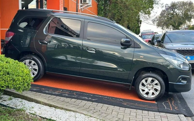 imagem-https://www.socarrao.com.br/sc-vehicle-images-prod/4308129/1791550371749-8553497_2_B_df7bb439bd.jpeg