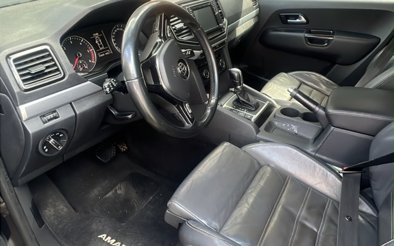 imagem-https://www.socarrao.com.br/sc-vehicle-images-prod/4308143/1791464978221-NmUyMjMzYjMtNjkwOS00ZDA5LWFlNDUtNjUxY2E1ZGMzMTRhLmpwZWc.jpeg