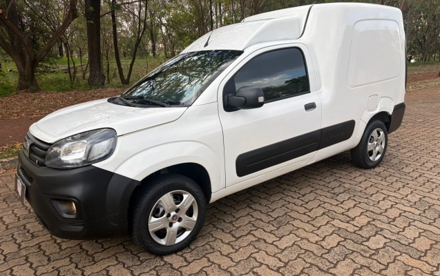 imagem-https://www.socarrao.com.br/sc-vehicle-images-prod/4308158/1791464508180-800x600_49251788270001.webp