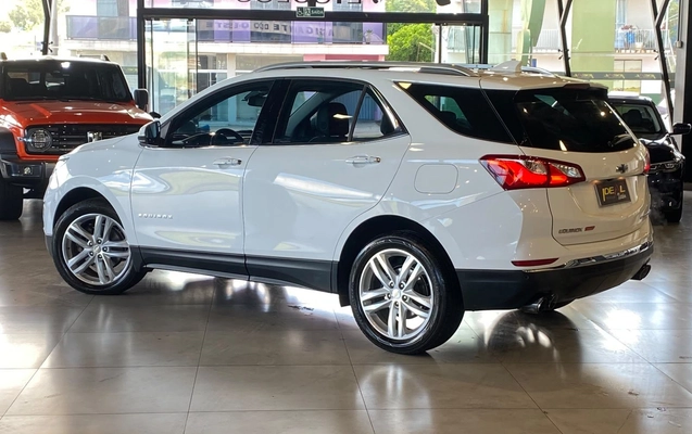 imagem-https://www.socarrao.com.br/sc-vehicle-images-prod/4308187/1791464602798-ebd137df19e8418dad852fd2c6ed0069_1791464512543.jpg