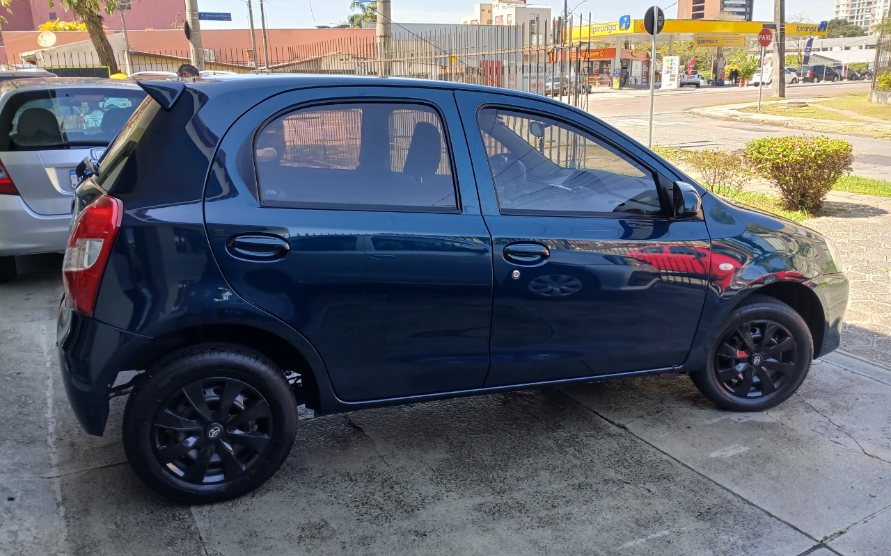 imagem-https://www.socarrao.com.br/sc-vehicle-images-prod/4308226/1791464758923-MTc5MTQ2NDE0NTAwNjkwMjY1NzU1OTM2NzUwMjYwMjQuanBn.jpg