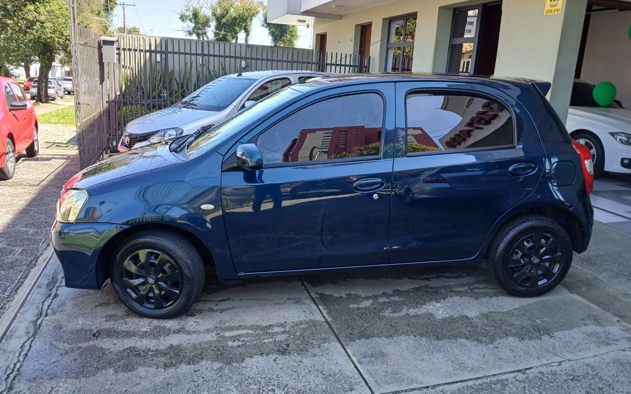 imagem-https://www.socarrao.com.br/sc-vehicle-images-prod/4308226/1791464759061-MTc5MTQ2NDE2MDA3NzE5NTM3ODQyMzk3NDA0ODIzNzUuanBn.jpg