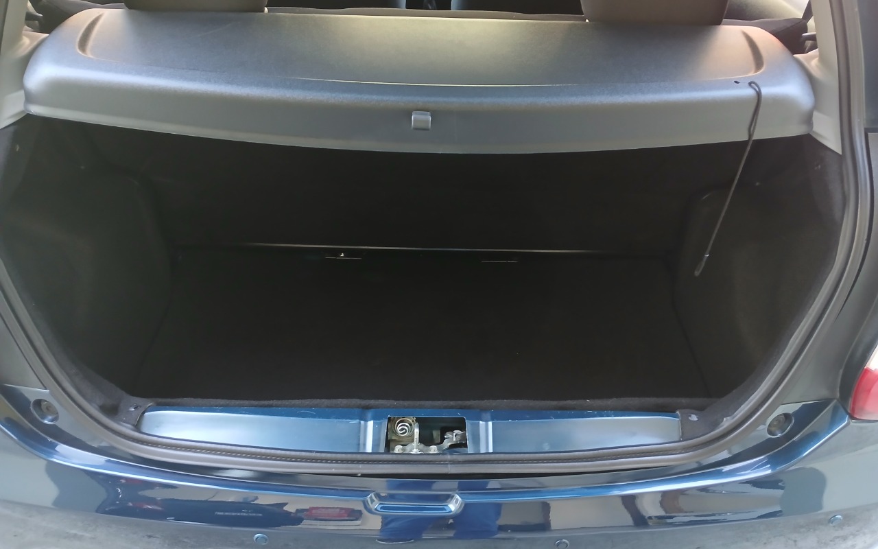 imagem-https://www.socarrao.com.br/sc-vehicle-images-prod/4308226/1791464761739-MTc5MTQ2NDUwMjA1NzgyMDQwNTM2OTM1MzQ3NDI2ODAuanBn.jpg