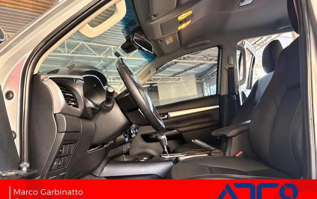 imagem-https://www.socarrao.com.br/sc-vehicle-images-prod/4308254/1791564821143-8551400_12_B_3d238d8cd0.jpeg