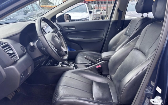 imagem-https://www.socarrao.com.br/sc-vehicle-images-prod/4308261/1791465132237-fxFgZYYxsszvI0iEq4txcsVuFkf4Tygy.jpg