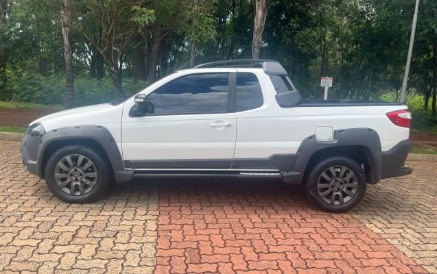 imagem-https://www.socarrao.com.br/sc-vehicle-images-prod/4308274/1791465184202-800x600_35111785955006.webp