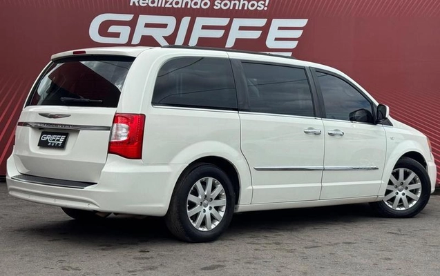 imagem-https://www.socarrao.com.br/sc-vehicle-images-prod/4308341/1791465430509-8523461_9_B_8542ec6d75.jpeg
