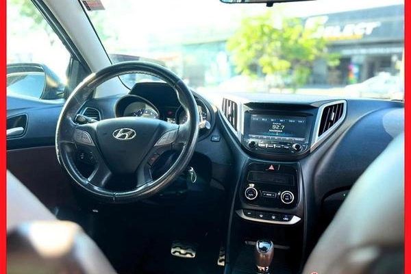 imagem-https://www.socarrao.com.br/sc-vehicle-images-prod/4308351/1791465604344-8526938_6_B_9c0e0a3a04.jpg