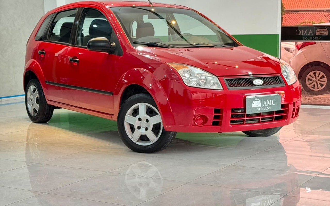 Ford Fiesta 2008 Vermelho — foto 1 de 3
