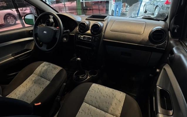 imagem-https://www.socarrao.com.br/sc-vehicle-images-prod/4308487/1791466326105-V2hhdHNBcHAgSW1hZ2UgMjAyNi0xMC0wOCBhdCAwOS40OS40OS5qcGVn.jpeg