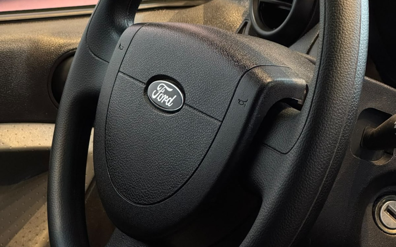 imagem-https://www.socarrao.com.br/sc-vehicle-images-prod/4308487/1791466327176-V2hhdHNBcHAgSW1hZ2UgMjAyNi0xMC0wOCBhdCAwOS40OS40OSAoMykuanBlZw.jpeg