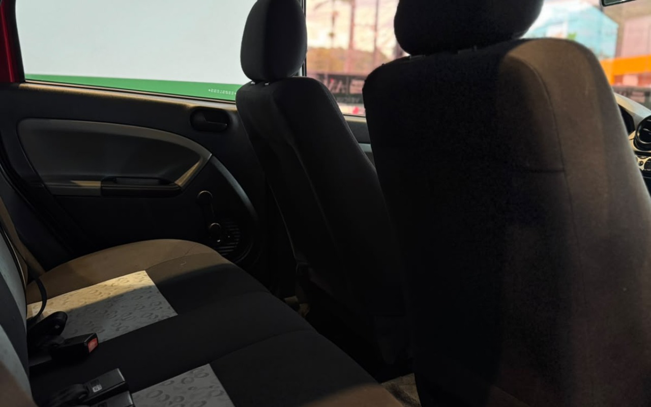 imagem-https://www.socarrao.com.br/sc-vehicle-images-prod/4308487/1791466327679-V2hhdHNBcHAgSW1hZ2UgMjAyNi0xMC0wOCBhdCAwOS40OS40NyAoNSkuanBlZw.jpeg