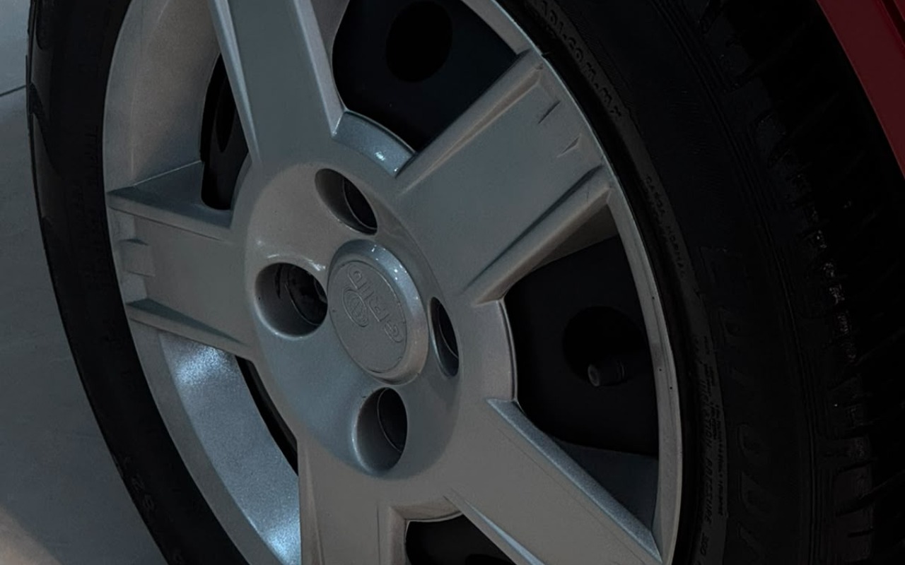 imagem-https://www.socarrao.com.br/sc-vehicle-images-prod/4308487/1791466327791-V2hhdHNBcHAgSW1hZ2UgMjAyNi0xMC0wOCBhdCAwOS40OS40OCAoMSkuanBlZw.jpeg