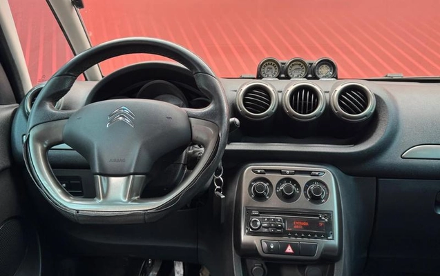 imagem-https://www.socarrao.com.br/sc-vehicle-images-prod/4308495/1791466667814-8540714_8_B_f63b1ea510.jpeg