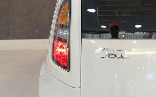 imagem-https://www.socarrao.com.br/sc-vehicle-images-prod/4308541/1791466818750-8549267_20_B_7ff7ca32db.jpeg