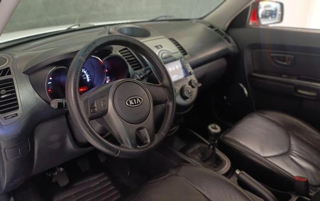 imagem-https://www.socarrao.com.br/sc-vehicle-images-prod/4308541/1791466818761-8549267_18_B_bb0180cd16.jpeg