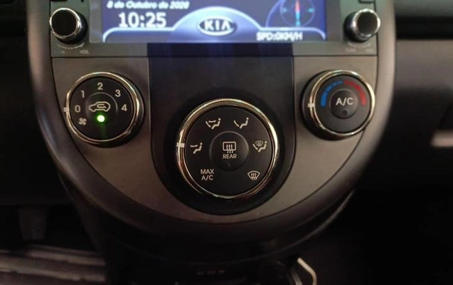 imagem-https://www.socarrao.com.br/sc-vehicle-images-prod/4308541/1791466818771-8549267_1_B_a65e6d0a9d.jpeg
