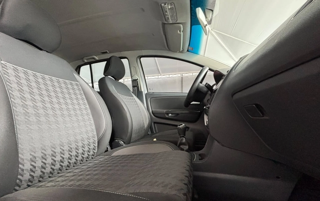 imagem-https://www.socarrao.com.br/sc-vehicle-images-prod/4308558/1791466902364-Rk9YIENJTlpBIDguanBn.jpg