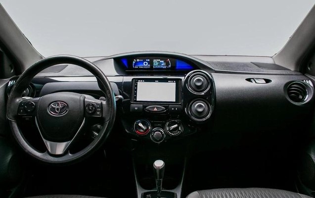 imagem-https://www.socarrao.com.br/sc-vehicle-images-prod/4308584/1792529652088-8479260_14_B_93bafafcbf.jpeg