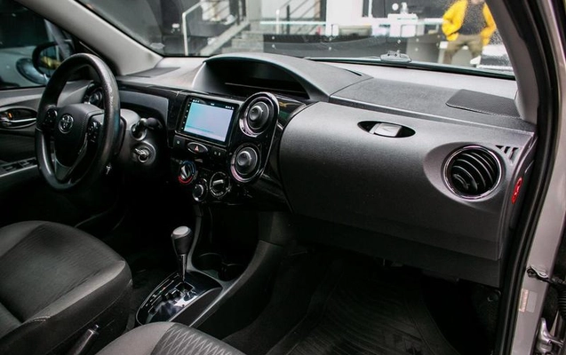 imagem-https://www.socarrao.com.br/sc-vehicle-images-prod/4308584/1792529652096-8479260_7_B_1c5fd4b29e.jpeg