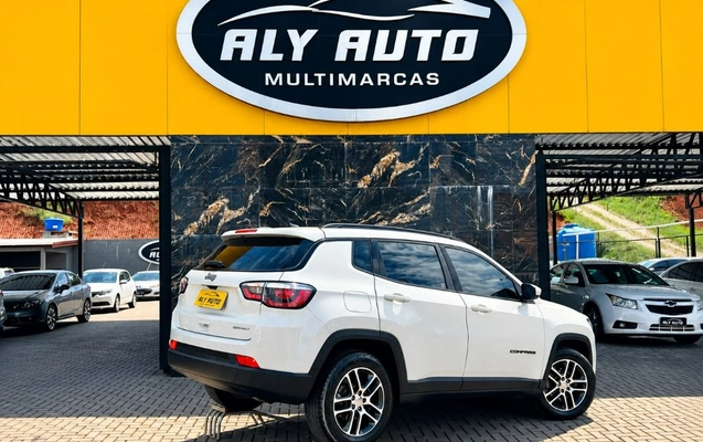 imagem-https://www.socarrao.com.br/sc-vehicle-images-prod/4308665/1791569625762-gb-dcff3af.jpg