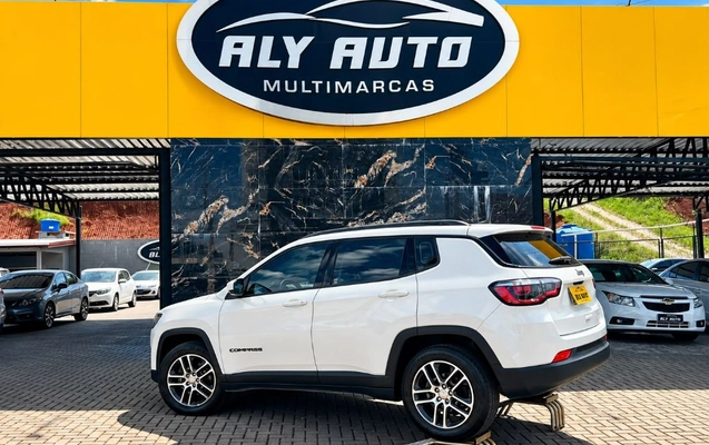 imagem-https://www.socarrao.com.br/sc-vehicle-images-prod/4308665/1791569625765-gb-7d592ce.jpg