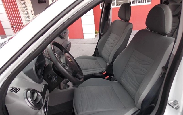 imagem-https://www.socarrao.com.br/sc-vehicle-images-prod/4308708/1791467780429-8507976_9_B_120824d8eb.jpeg