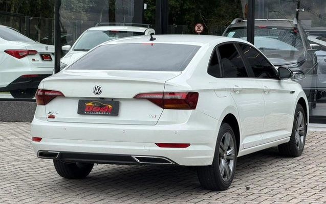 imagem-https://www.socarrao.com.br/sc-vehicle-images-prod/4308746/1791652698311-8549574_8_B_ceef4981eb.jpeg
