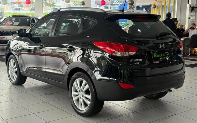 imagem-https://www.socarrao.com.br/sc-vehicle-images-prod/4308794/1791468210625-8554775_2_B_a7be7b982a.jpeg