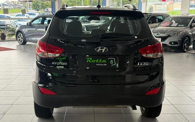 imagem-https://www.socarrao.com.br/sc-vehicle-images-prod/4308794/1791468210630-8554775_5_B_417b4f2cc2.jpeg