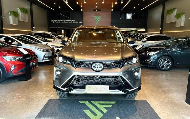 imagem-https://www.socarrao.com.br/sc-vehicle-images-prod/4308898/1791468887067-8541563_5_B_d40d4d2ae7.jpeg