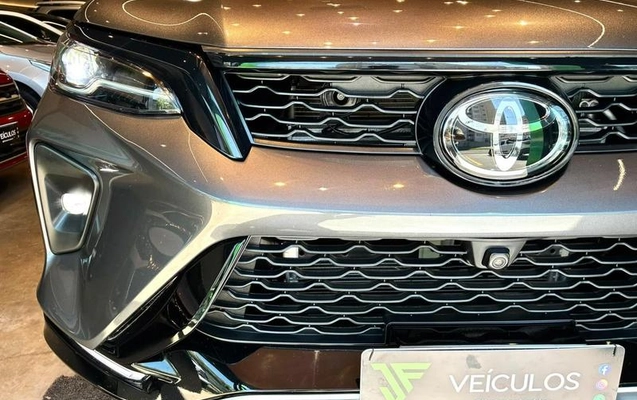 imagem-https://www.socarrao.com.br/sc-vehicle-images-prod/4308898/1791468887077-8541563_1_B_564bb185cf.jpeg