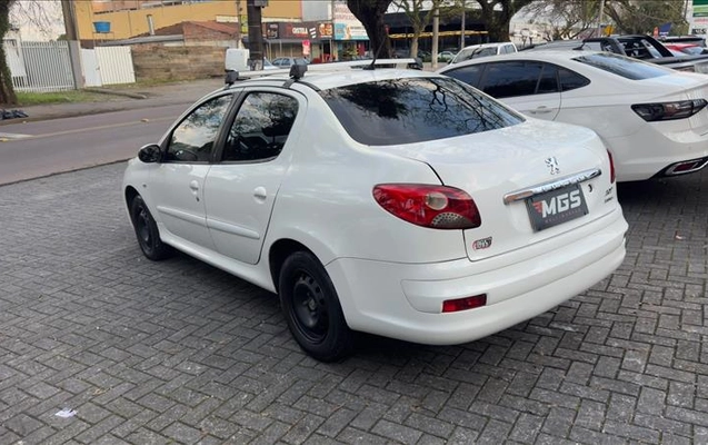 imagem-https://www.socarrao.com.br/sc-vehicle-images-prod/4308907/1791468941516-AVS-5E87_03.jpg