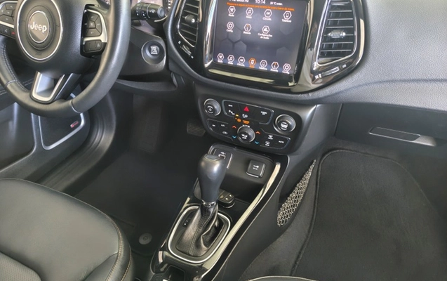 imagem-https://www.socarrao.com.br/sc-vehicle-images-prod/4308910/1791468976718-fa9a3075-4300-4081-80e3-e91888fb11ea.jpg