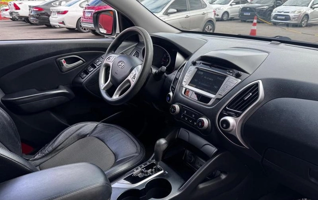 imagem-https://www.socarrao.com.br/sc-vehicle-images-prod/4308934/1791469179115-8541554_6_B_848d7769df.jpeg