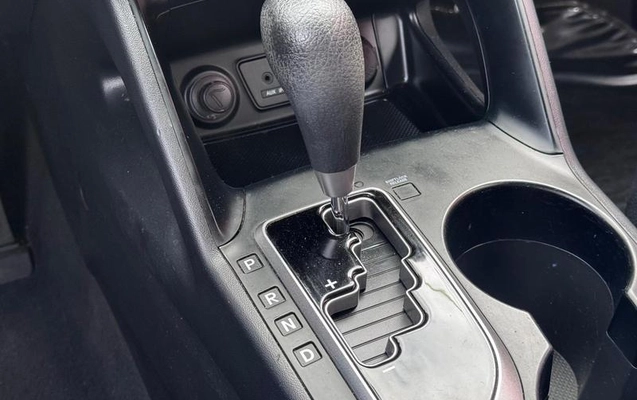 imagem-https://www.socarrao.com.br/sc-vehicle-images-prod/4308934/1791469179117-8541554_13_B_a4087e167f.jpeg
