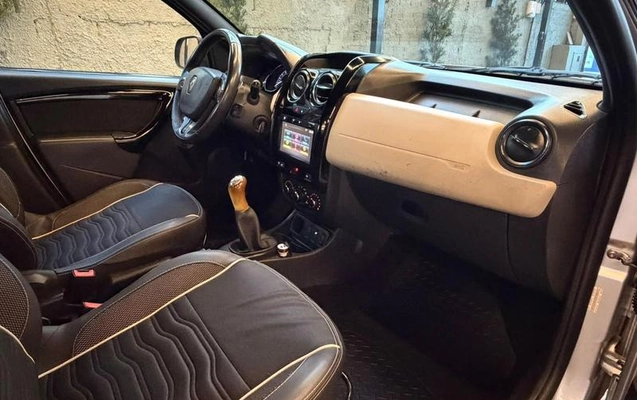 imagem-https://www.socarrao.com.br/sc-vehicle-images-prod/4308970/1791469367185-8552663_1_B_e192f9a06e.jpeg