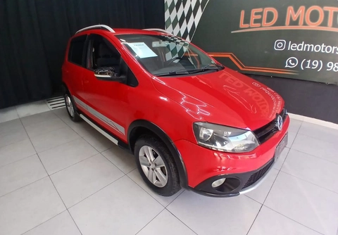 Volkswagen Crossfox 2011 Vermelho — foto 1 de 3