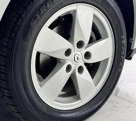 imagem-https://www.socarrao.com.br/sc-vehicle-images-prod/4309060/1791477525128-8553173_22_B_d289446b15.jpeg