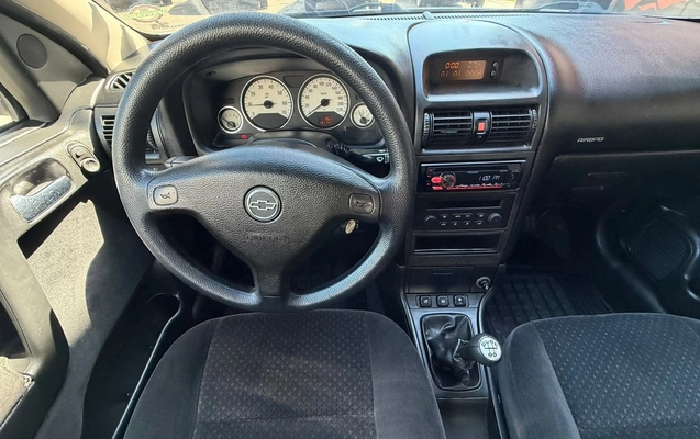 imagem-https://www.socarrao.com.br/sc-vehicle-images-prod/4309063/1791469857200-e3376a8c397b43b0a9bc8dfe0ca9da99_1791469395041.jpg