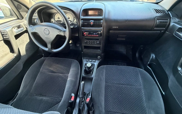 imagem-https://www.socarrao.com.br/sc-vehicle-images-prod/4309063/1791469857202-a11b7c1d01b4417c8c5cf6dc60464a18_1791469395050.jpg