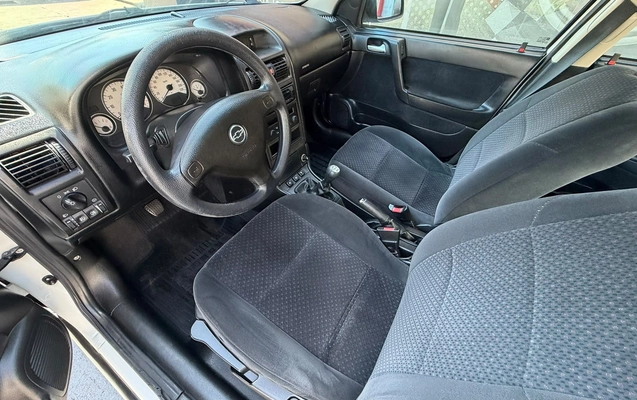 imagem-https://www.socarrao.com.br/sc-vehicle-images-prod/4309063/1791469857207-bdd9bc6a93364ff5b814eb6d6db87c6c_1791469395077.jpg