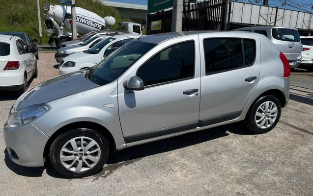 imagem-https://www.socarrao.com.br/sc-vehicle-images-prod/4309065/1791469929233-VUQIZVn2I6K6fRDP87MB1KLgLzTCVvNN.jpg