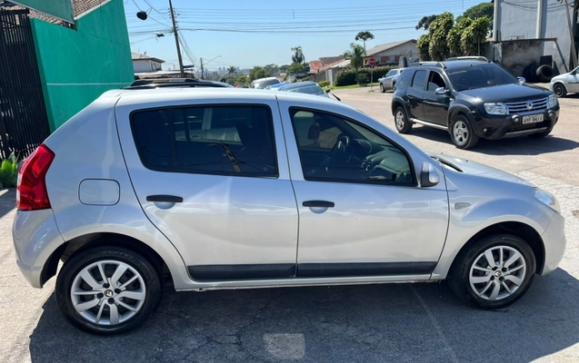 imagem-https://www.socarrao.com.br/sc-vehicle-images-prod/4309065/1791469929235-cxQKzcKgX5txvjp9dO6IYXw2UdoJLHbb.jpg