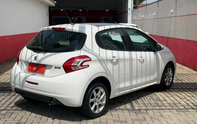 imagem-https://www.socarrao.com.br/sc-vehicle-images-prod/4309076/1791469970308-V2hhdHNBcHAgSW1hZ2UgMjAyNi0xMC0wNyBhdCAxNC40NC4wNyAoMikuanBlZw.jpeg