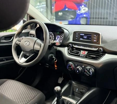 imagem-https://www.socarrao.com.br/sc-vehicle-images-prod/4309082/1791469996395-8524240_9_B_fdad7909dc.jpeg
