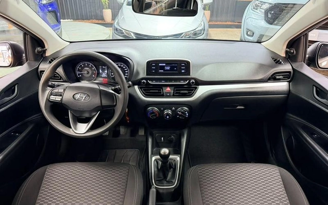 imagem-https://www.socarrao.com.br/sc-vehicle-images-prod/4309082/1791469996398-8524240_12_B_7785f2d961.jpeg
